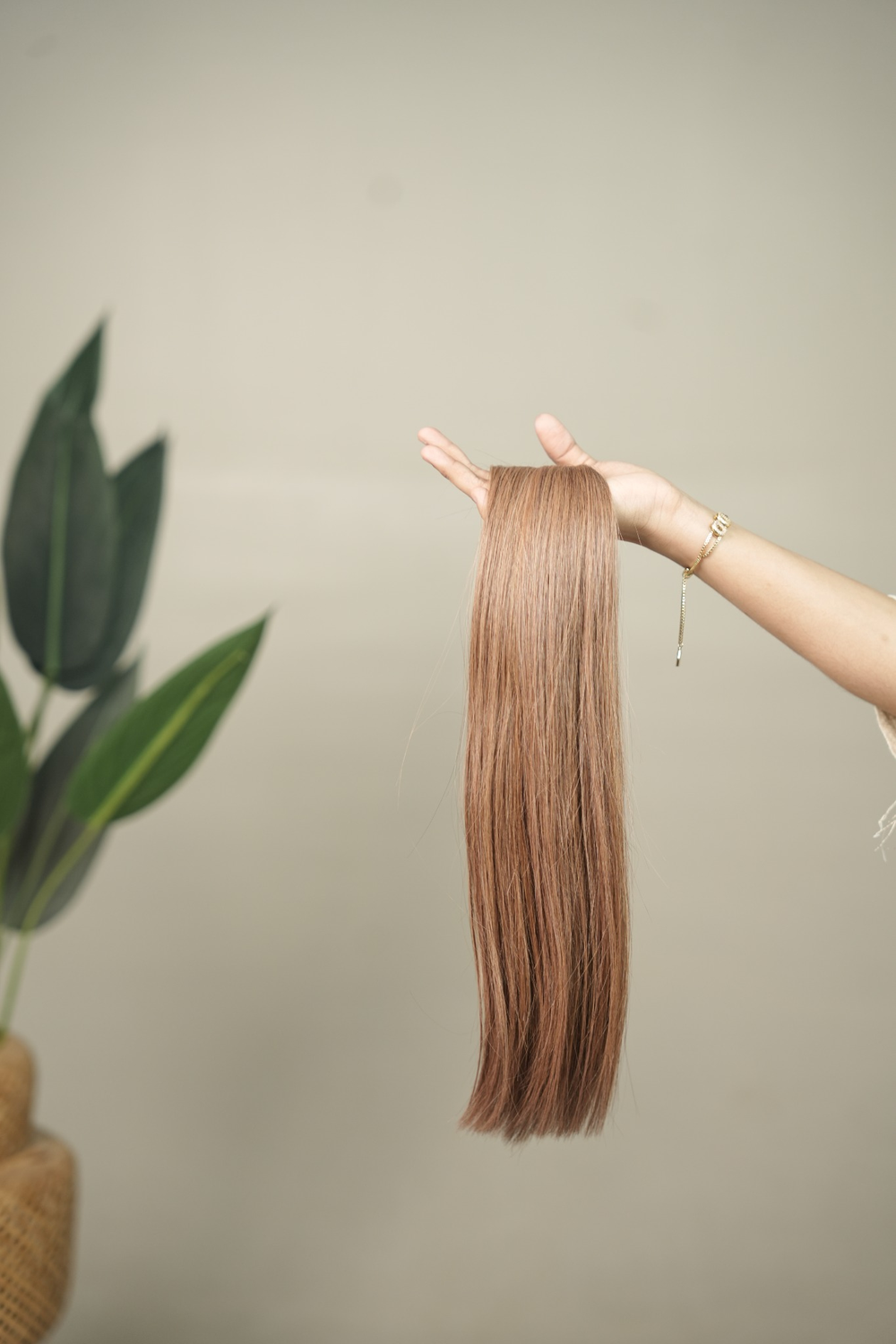 D'HAIR Rose Beige Blonde straight human hair weft, 20 inches